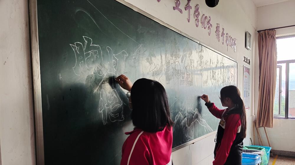 e64e2b95c3ab4c0fb788d58027961bc3.jpeg e64e2b95c3ab4c0fb788d58027961bc3.jpeg