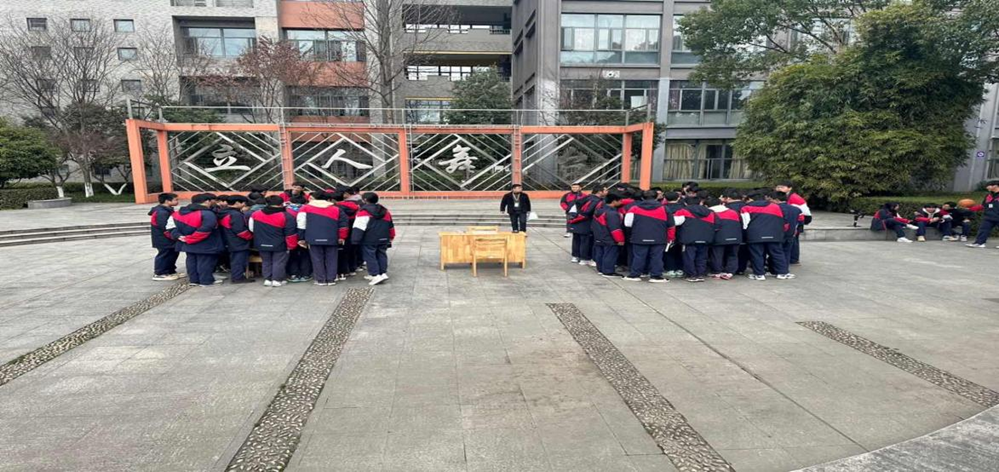 2a5c4c855a0447d8ab3b9fc149b43819.png 2a5c4c855a0447d8ab3b9fc149b43819.png