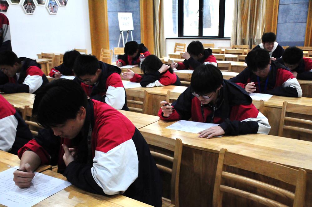 a2a246e8010f4df2a1e183f82201d263.jpg a2a246e8010f4df2a1e183f82201d263.jpg