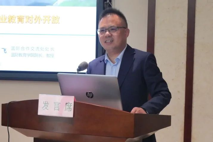 608d53d7db8348fdb4875c6fbb3619fc.jpg 608d53d7db8348fdb4875c6fbb3619fc.jpg