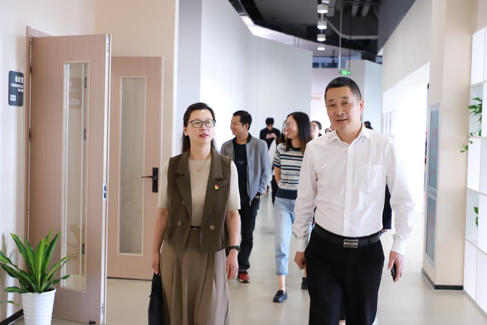 9a44a41e6f31471787a4b65da4b5b880.jpg 9a44a41e6f31471787a4b65da4b5b880.jpg