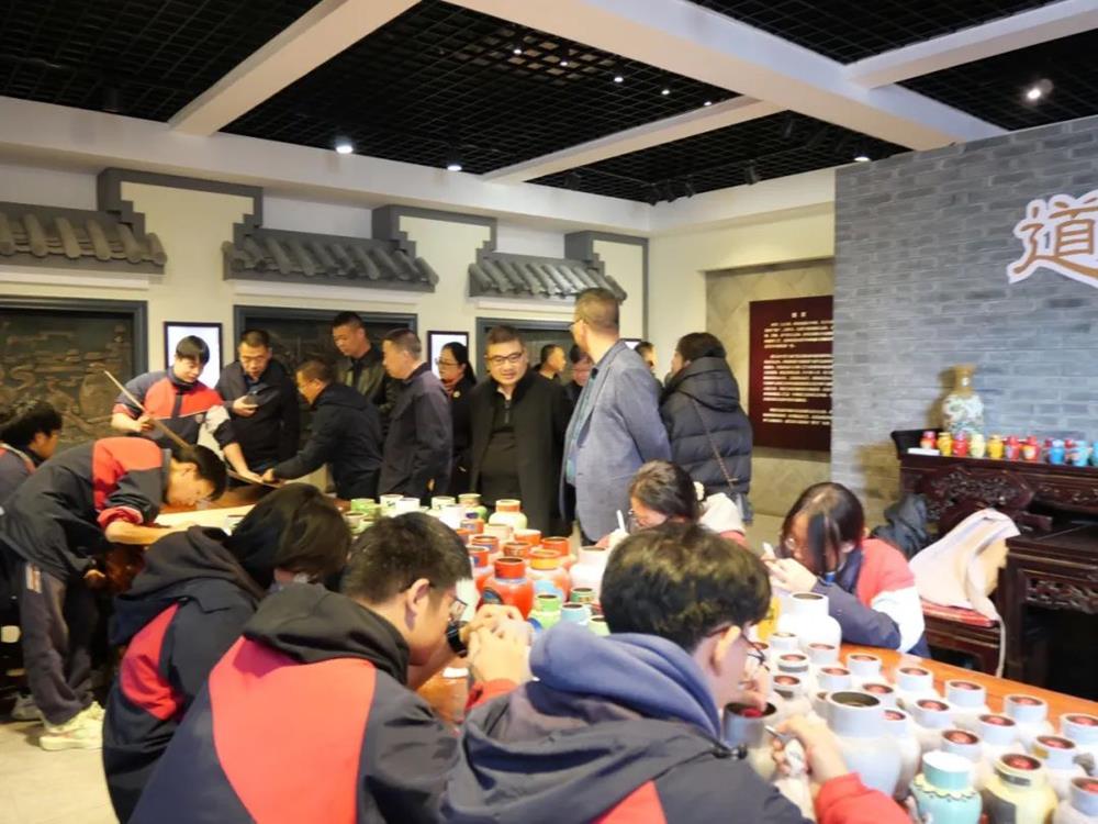 aa48926785a34b16a274756d70b3688a.jpg aa48926785a34b16a274756d70b3688a.jpg