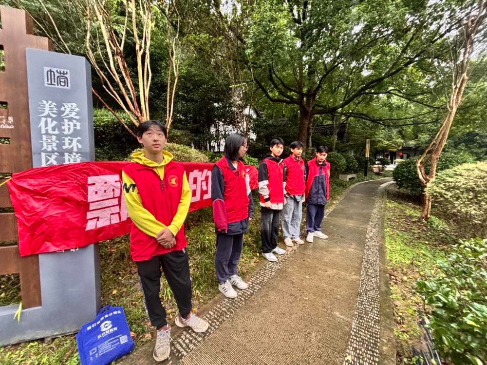 116ddbd4180f45f985c232f838acadaa.jpg 116ddbd4180f45f985c232f838acadaa.jpg