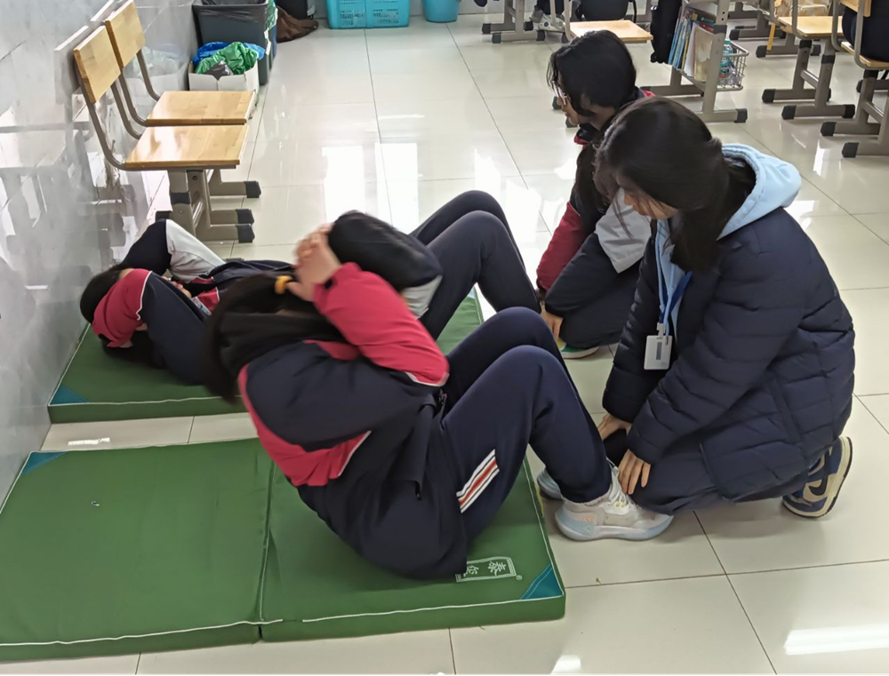 70e919fdadb543f3913634783a49d96a.png 70e919fdadb543f3913634783a49d96a.png