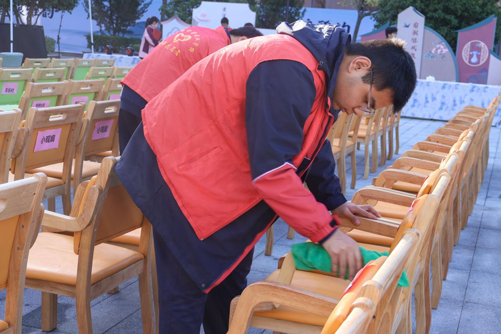 2aea50f49b2c460589e17136f6053449.png 2aea50f49b2c460589e17136f6053449.png