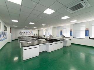 崇真楼B2-304光谱实训室1